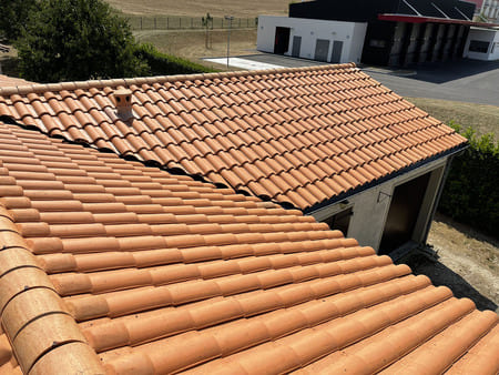 Après nettoyage de toiture en tuiles en Nouvelle-Aquitaine - Sam'il Nettoie